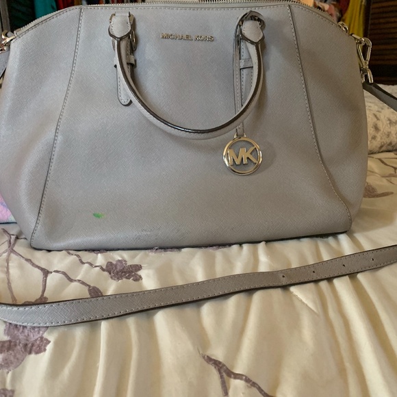 Michael Kors - Picture 1 of 8